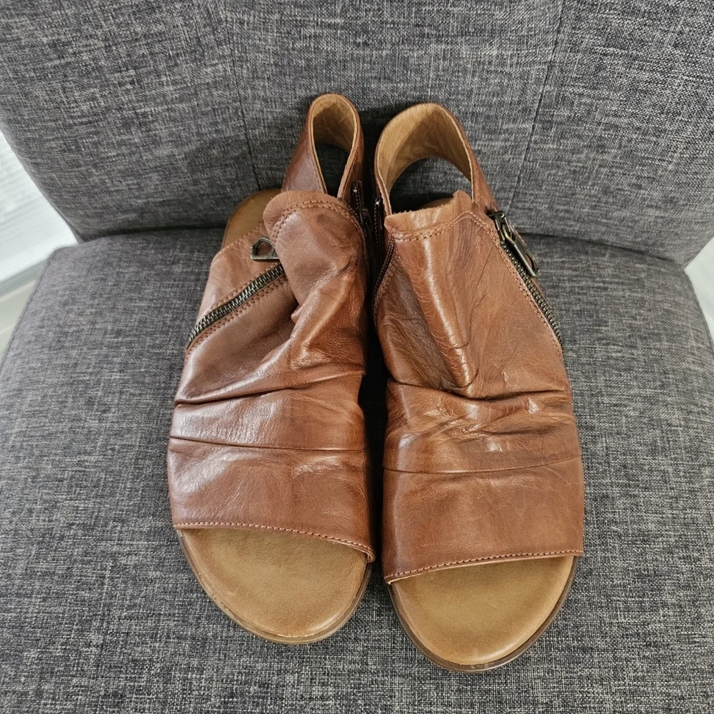 Miz Mooz Dylan Leather Sandals